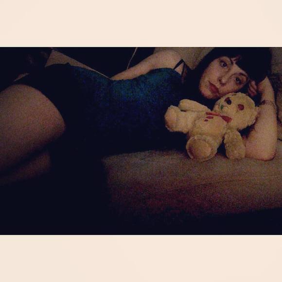 Meet your Posher, Jennifer - Picture 1 of 1